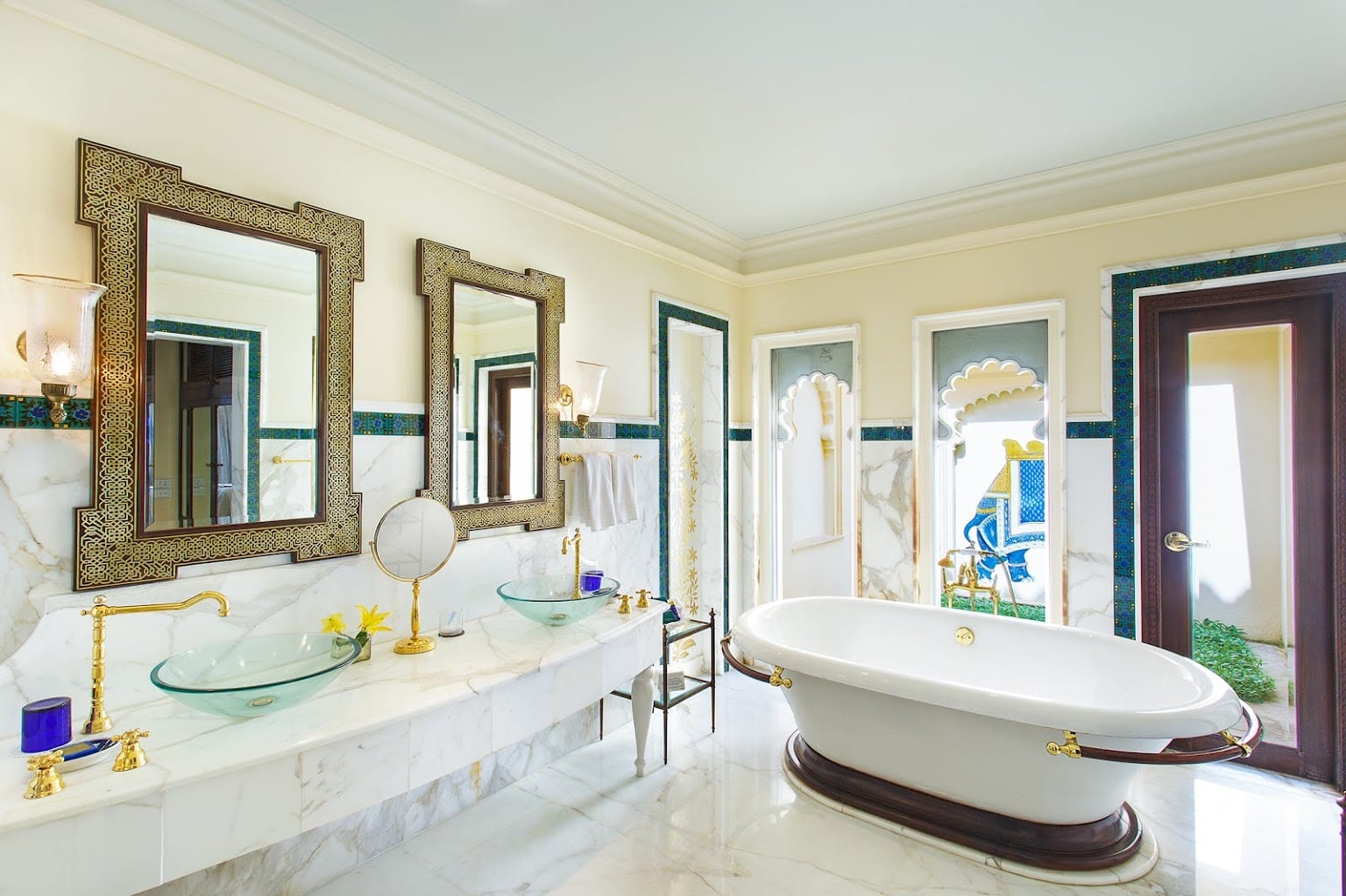 Udaivilas-Rooms&Suites-Luxury Suites with Private Pool Bathroom