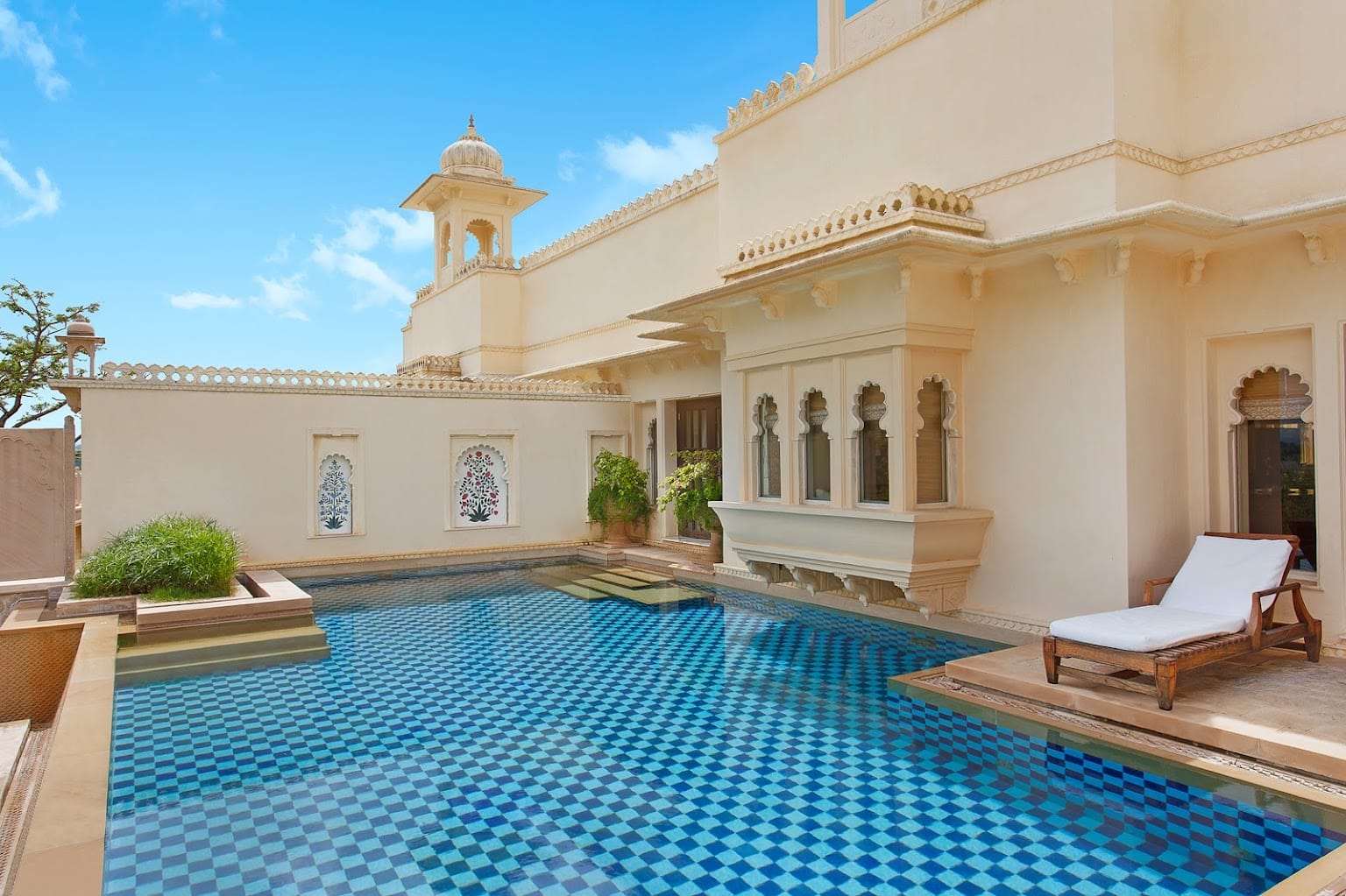 Udaivilas-Rooms&Suites-Luxury Suites with Private Pool Swimming Pool